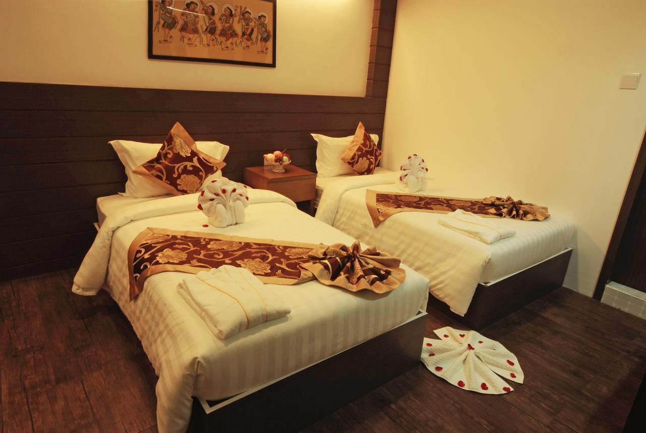 The Hotel Mawtin Yangon Exterior photo